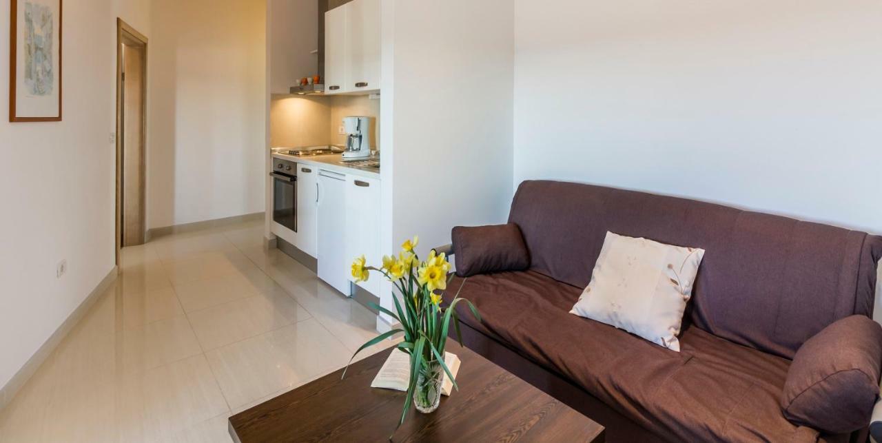 Apartman Kp Medulin Exterior photo