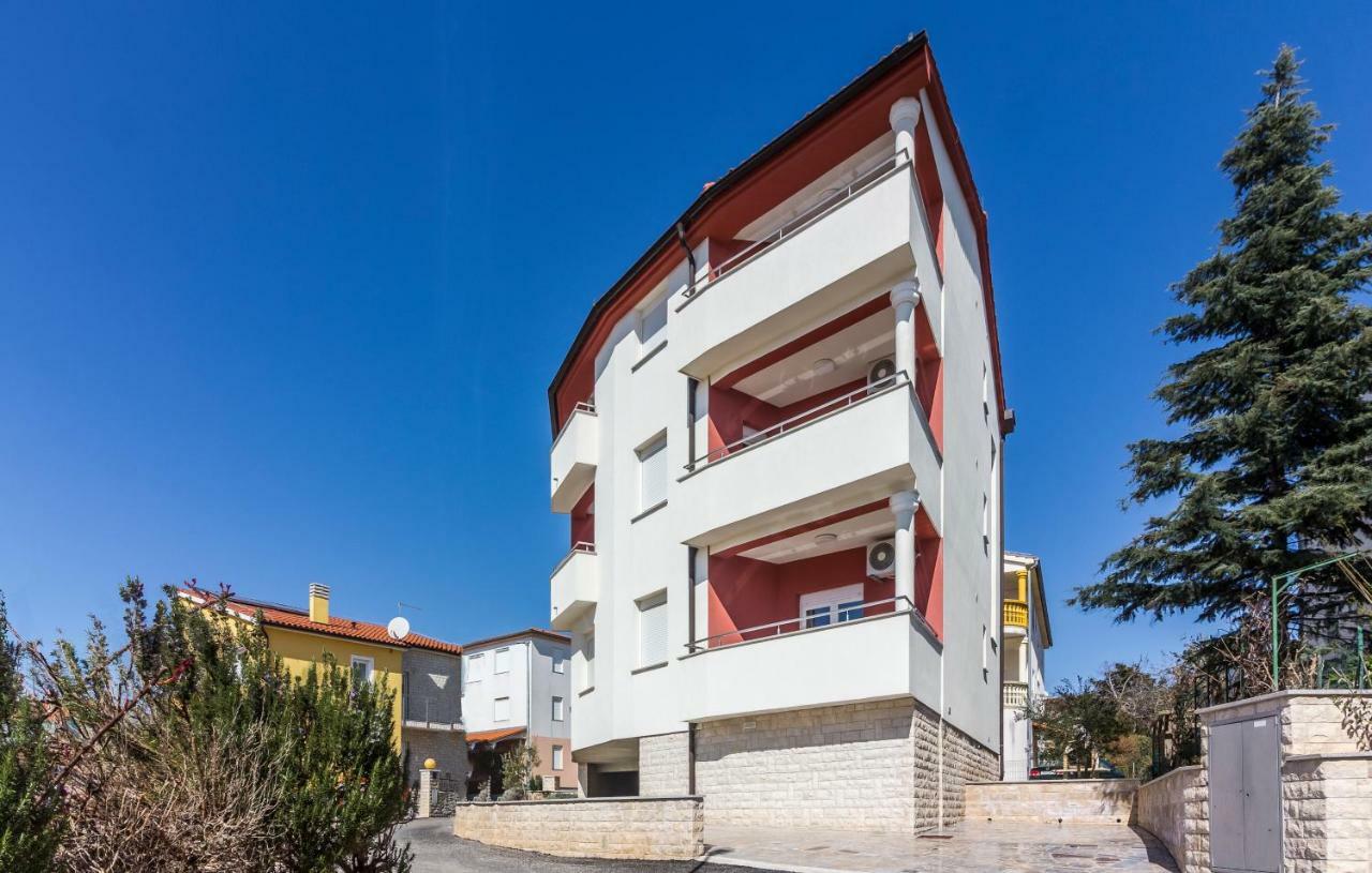 Apartman Kp Medulin Exterior photo