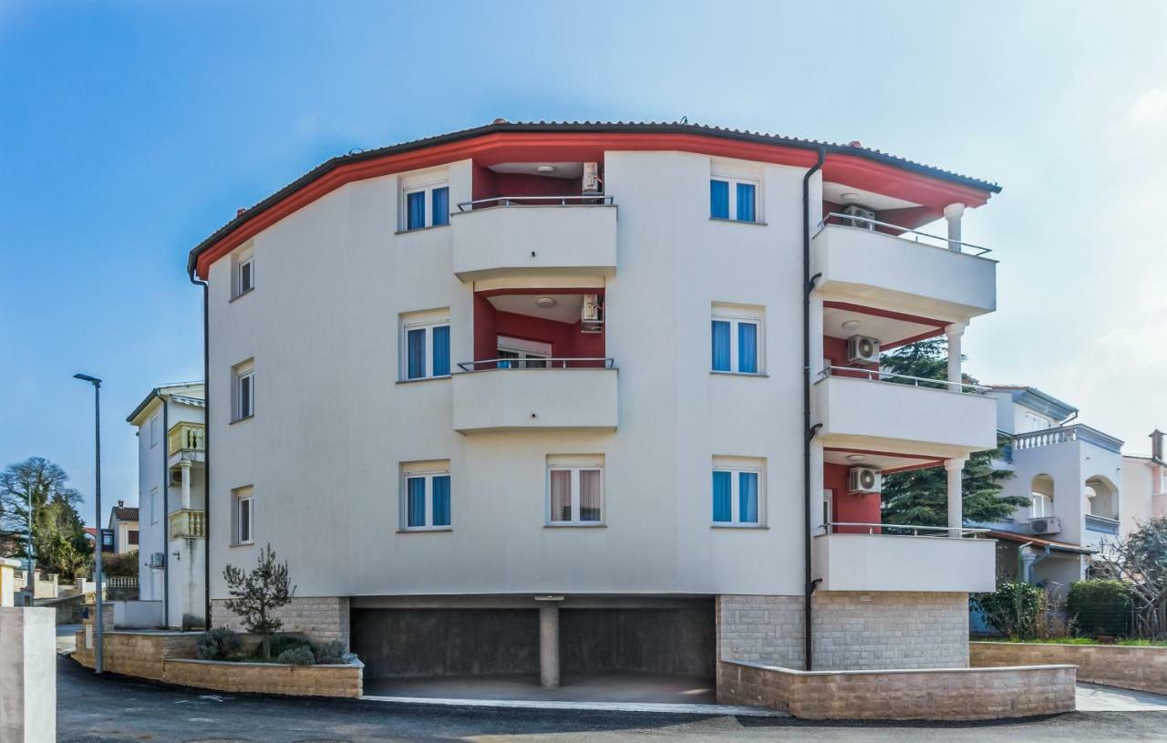 Apartman Kp Medulin Exterior photo